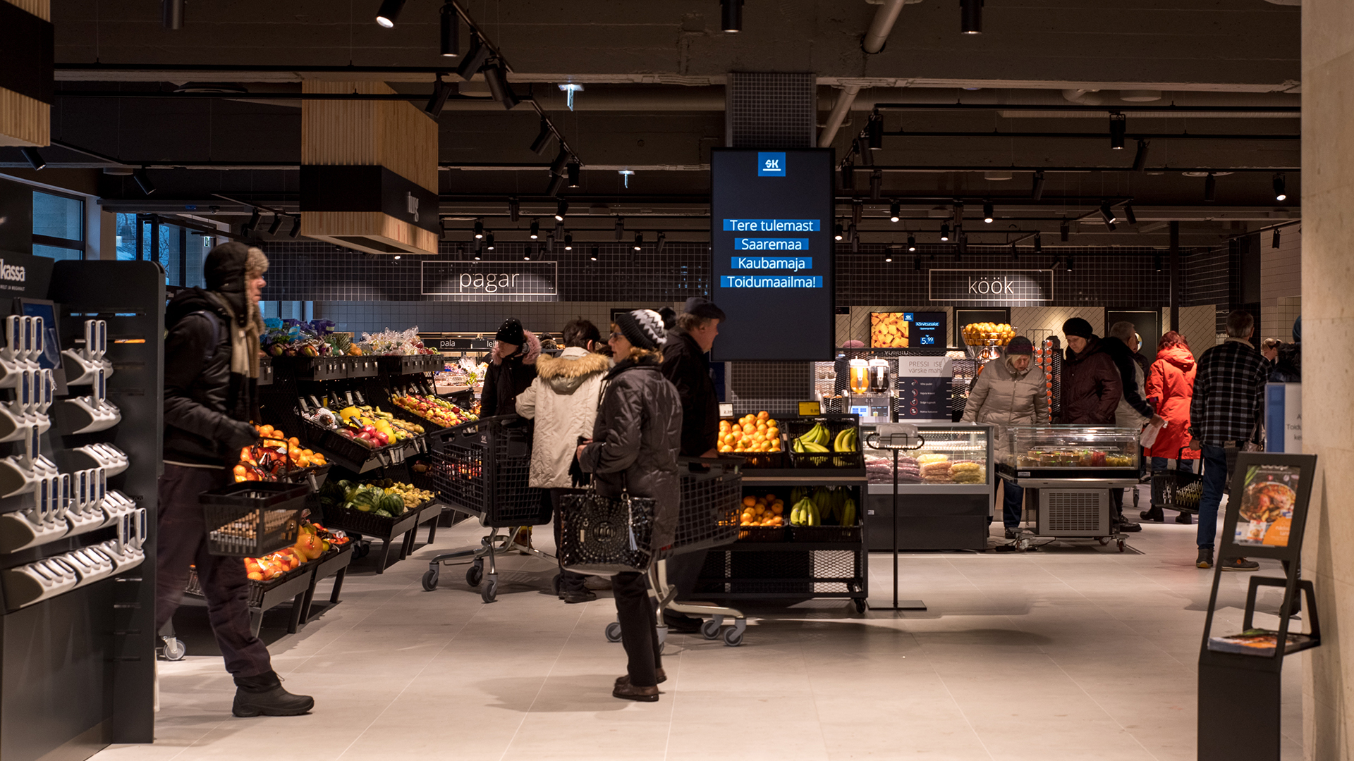 Saaremaal avati uhiuus Kaubamaja