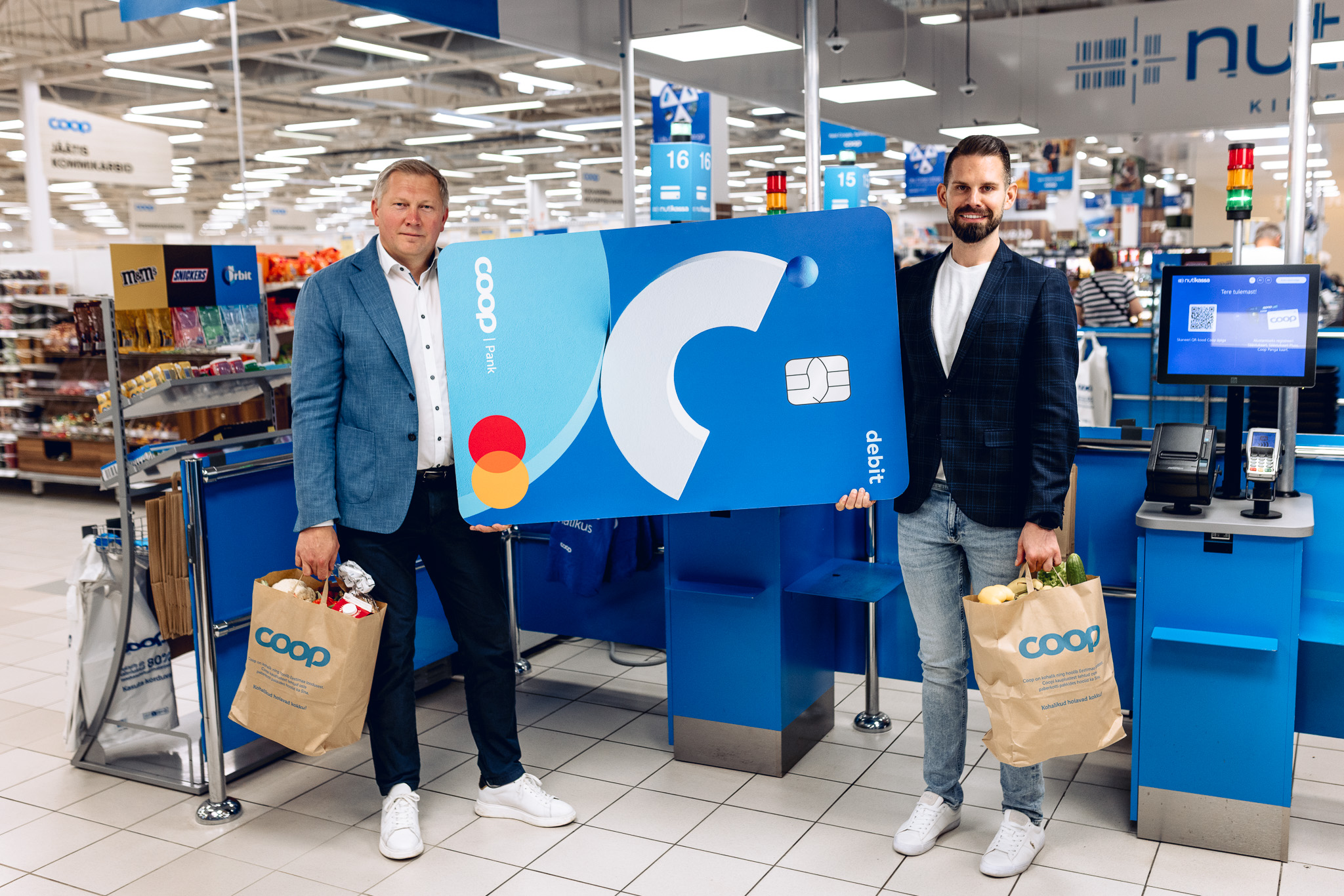 Coop Eesti Keskühistu juhatuse esimees Rainer Rohtla ja Coop Panga jaepanganduse juht Karel Parve.