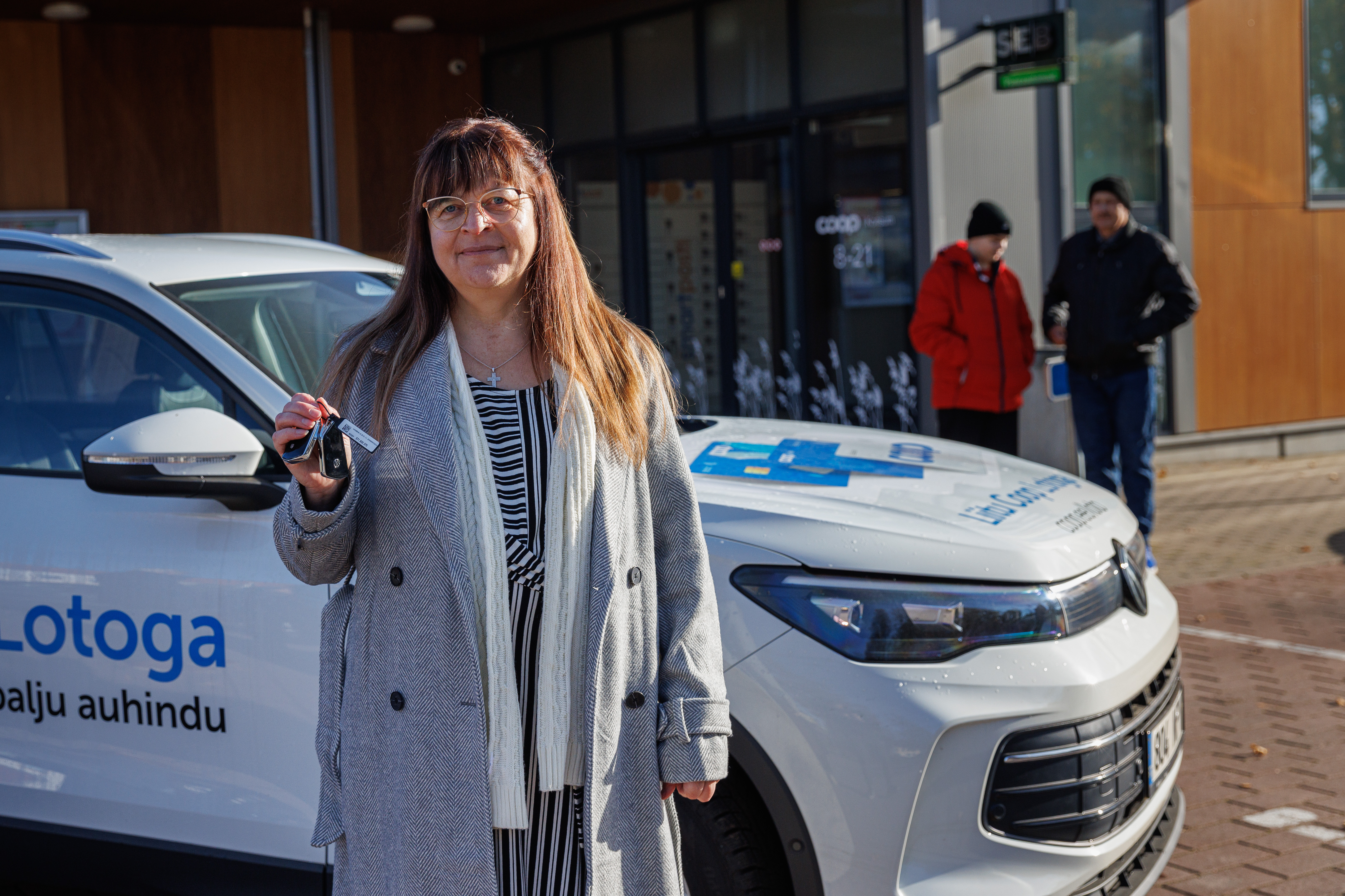 Irja Lahesoo tõi väikesesse Kobela alevikku Antsla külje all juba kolmanda Coop Loto võiduauto.