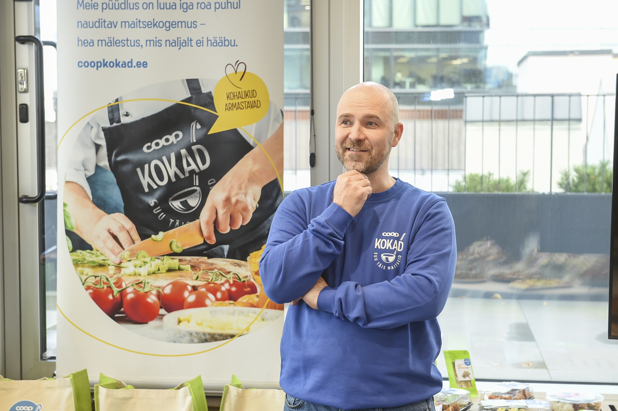 Coop Kokkade peakokk Märt Metsallik tutvustas Coopi toidutootmise viimaste aastate uuenduskuuri. 5. novembril ka meediale.