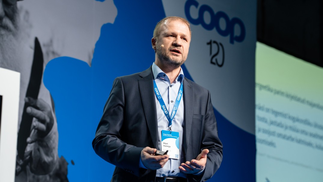 Märt Helmja esines Coopi juubelikonverentsil Coop Foorum juunis 2022. Foto: Joanna Jõhvikas