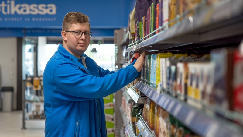Coopi noor suveabiline ütleb, et kaupluses on iga päev erinev