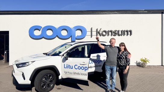 Janar Tooming võitis augustikuu ostude põhjal Coop Lotoga auto