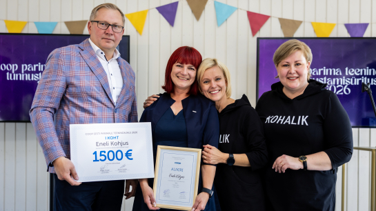 Coopi 2026. aasta parima klienditeenindaja tiitli pälvis Eneli Kohjus (Kauplus Võru, Coop Tõrva). Foto: Erlend Staub Coopi 2026. aasta parima klienditeenindaja tiitli pälvis Eneli Kohjus (Kauplus Võru, Coop Tõrva). Foto: Erlend Staub