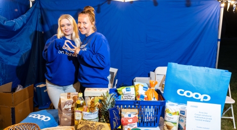 Kogukonna hing 2025: olen lausa sõnatu! Ida-Virumaal peetud simmanile tuli võitjat õnnitlema kogu küla