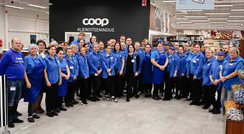 Narvas avati uus Kreenholmi kaubanduskeskus, millega tõi Coop turule uue kaupluseformaadi