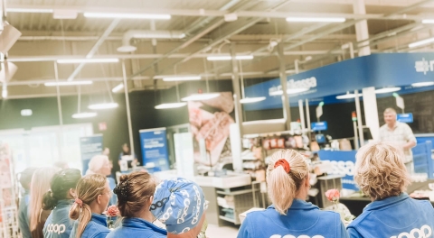 Külitse Coop Konsumi kaupluse töötajad