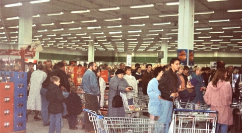 30 aastat tagasi avas Coop esimese hüpermarketi Eestis