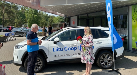 Coop Loto: peaauhind Toyota RAV4 hübriid linnamaastur läks Harjumaale